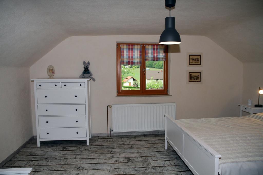 Apartma Obrh Smarjeske Toplice Exterior foto